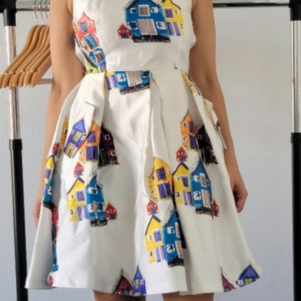 Dress - Picture 6 of 9